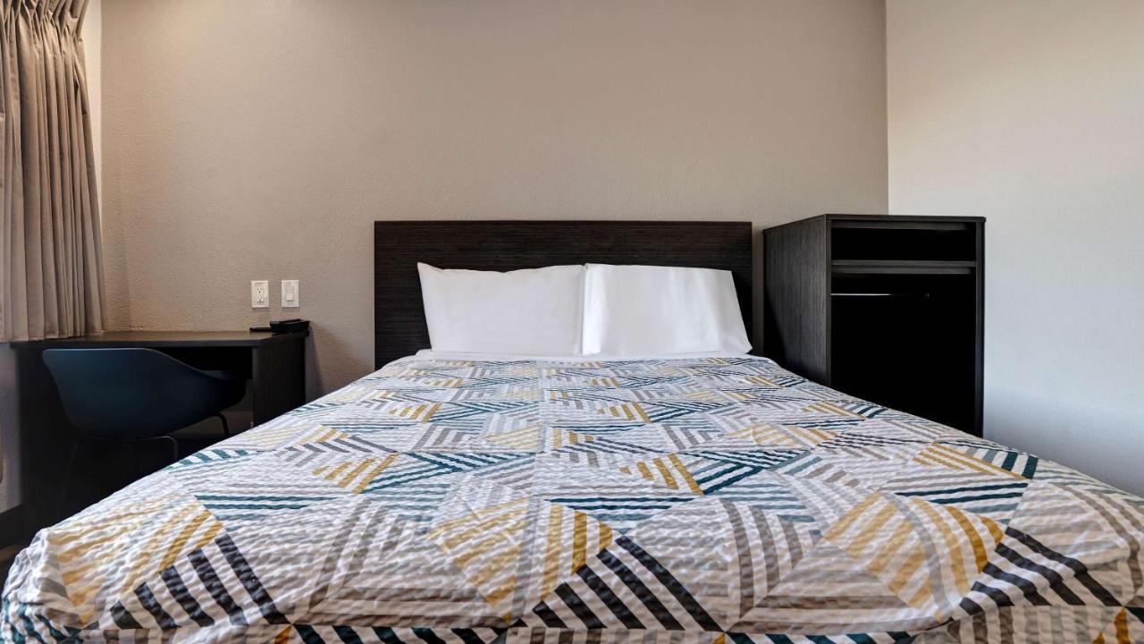Motel 6-Arcata, Ca Cal Poly Humboldt Bagian luar foto